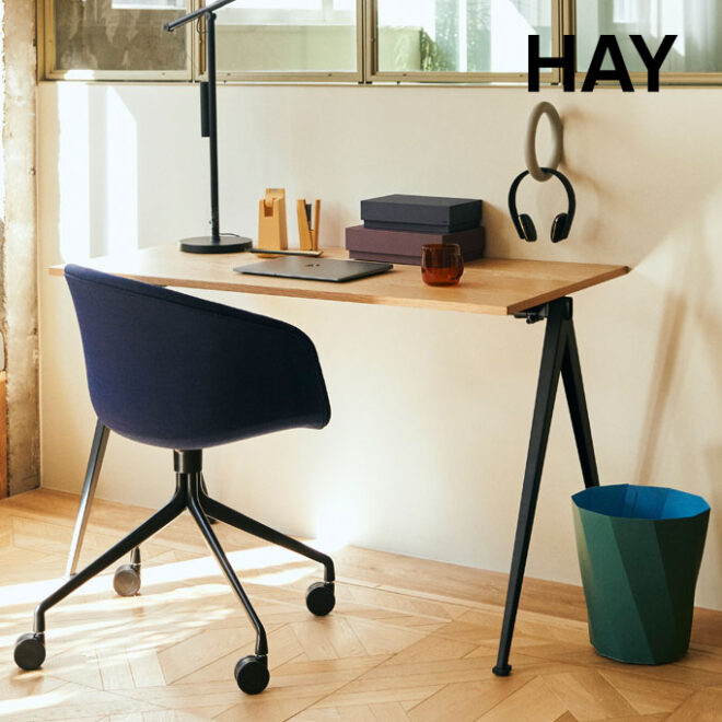 HAYのPYRAMID DESKピラミッドデスク